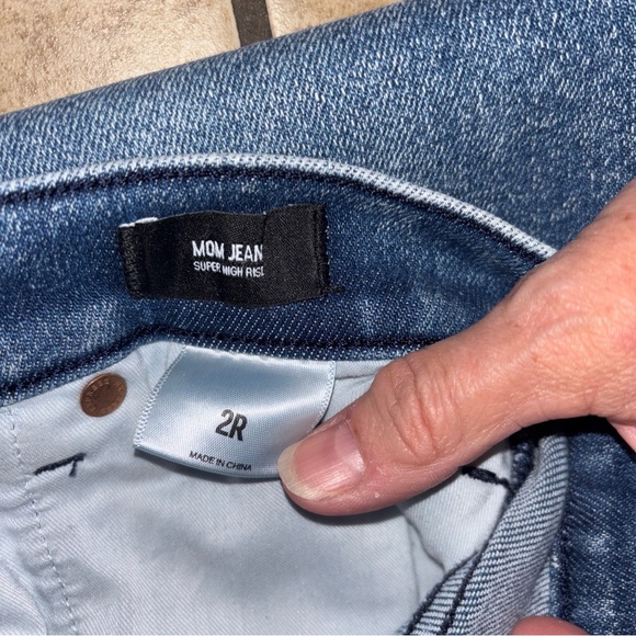 Express High Rise Button-Fly Blue Jeans 👖 2R - Picture 5 of 5